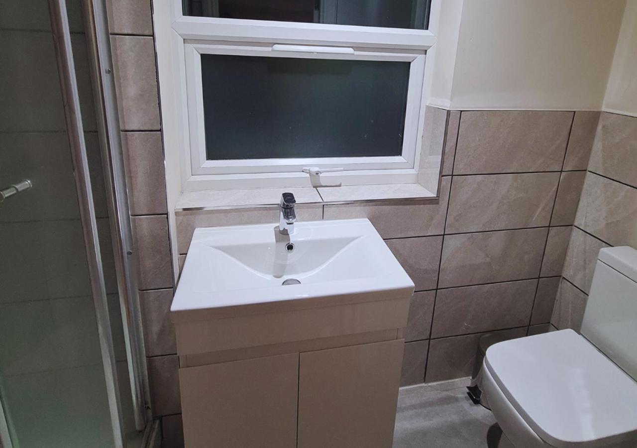 Modern 2 Bedroom Apartment In Peckham Лондон Екстер'єр фото